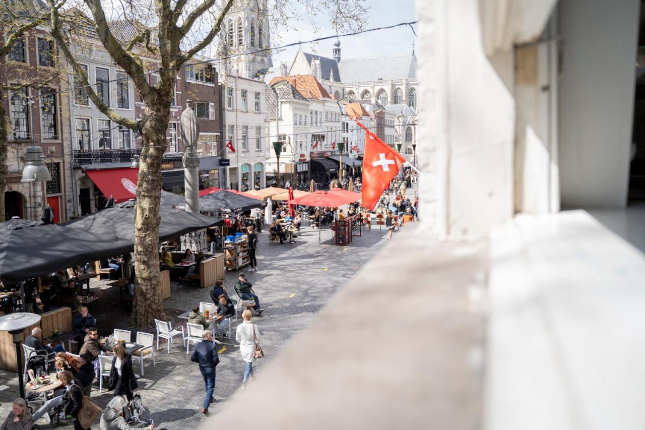 Ginny'S Studio Op De Grote Markt Breda Exterior photo